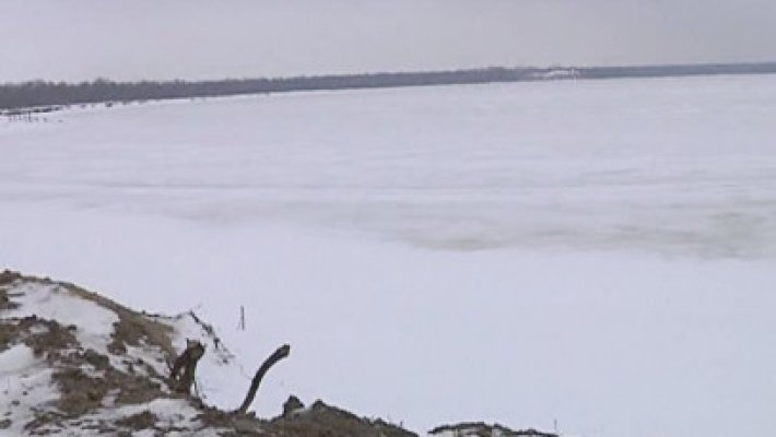 Lacu Sărat din Brăila a îngheţat